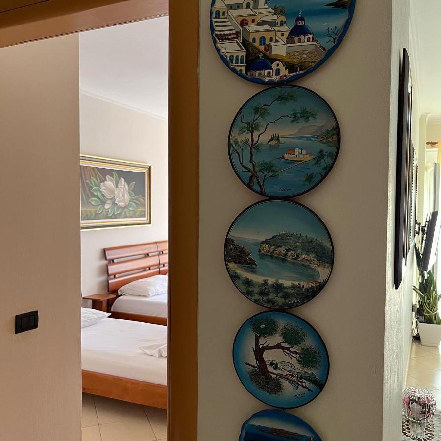 Sea View Apartment Вльора Екстер'єр фото
