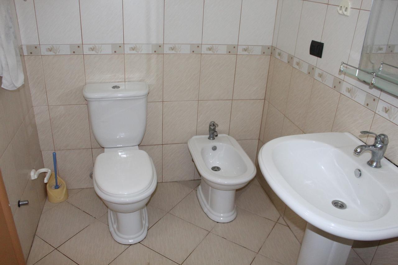 Sea View Apartment Вльора Екстер'єр фото